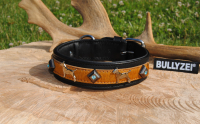 Lederhalsband Bullterrier mit Kuhfell, Kristall 50cm x 4cm